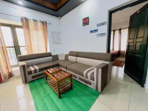 Sky Blue Resort 乌提 外观 照片