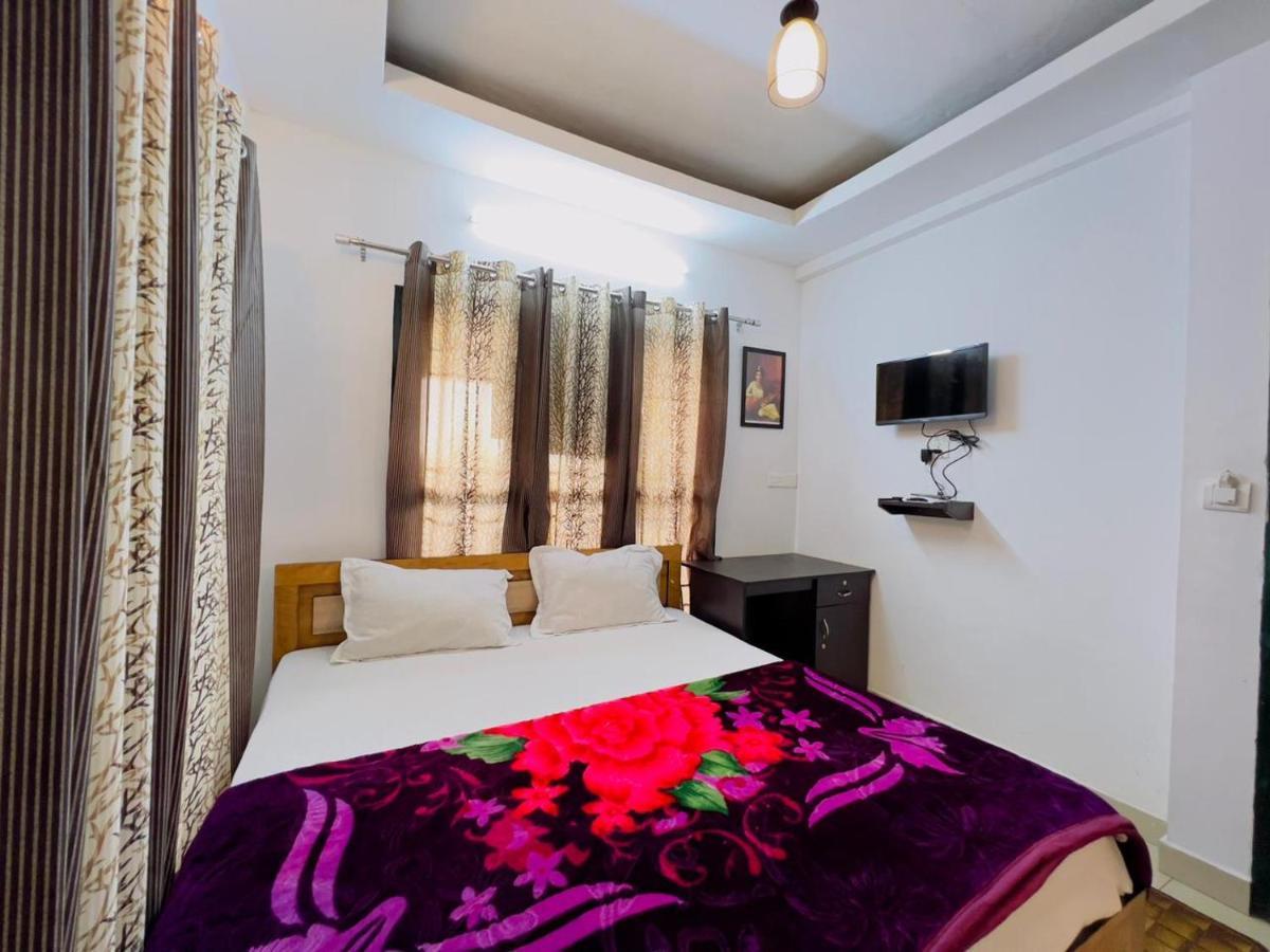 Sky Blue Resort 乌提 外观 照片